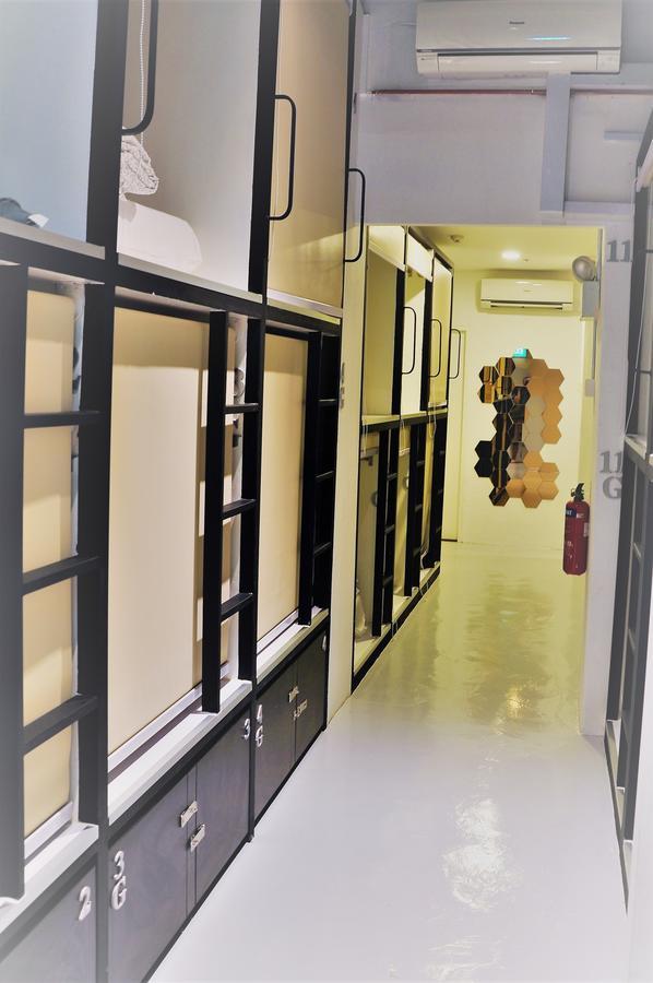 Beary Nice Pod Hostel Singapore Buitenkant foto